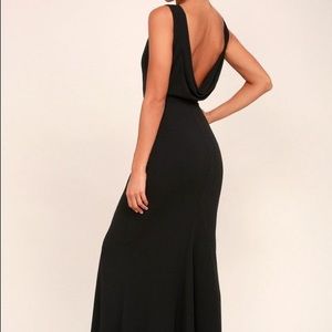 Worn Once- Black Backless Maxi Dress Lulus M
